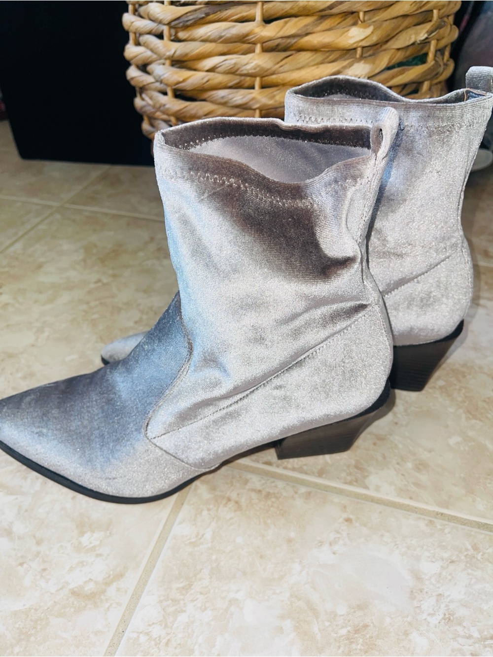 Women's Silver‎ Velvet Mid-Calf Western Booties Size 10.5 Nine West